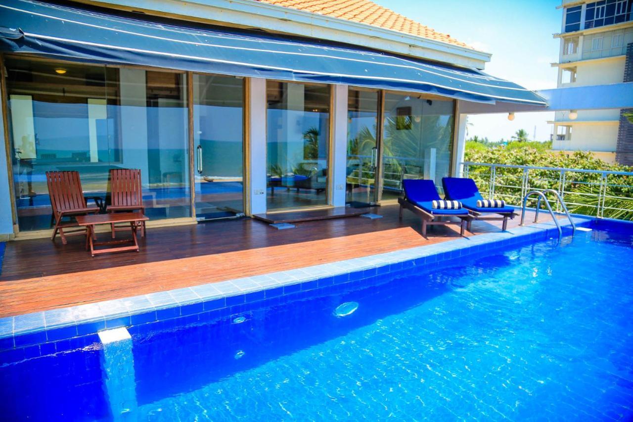Hotel The Cove Negombo Exterior foto